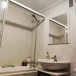 Nala House, Acogedor,bien Comunicado,aparcamiento Gratis En La Calle Lejlighed
