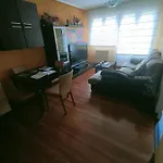 Nala House, Acogedor,bien Comunicado,aparcamiento Gratis En La Calle Lejlighed