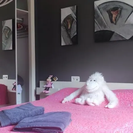 Apartamento Acogedor, Comunicado, Aparcamiento Gratis En L Calle Bilbao