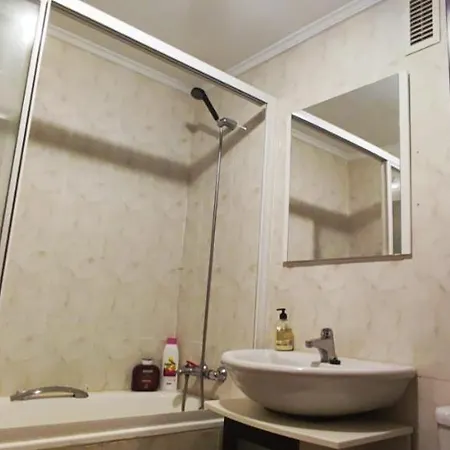 Nala House, Acogedor,bien Comunicado,aparcamiento Gratis En La Calle Apartament