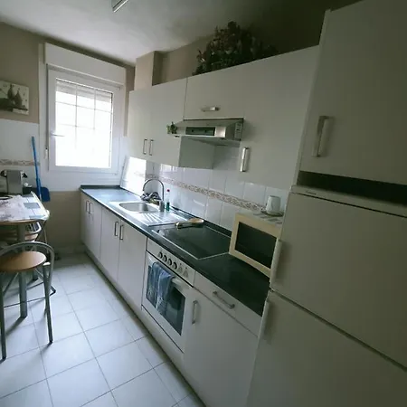Acogedor, Comunicado, Aparcamiento Gratis En L Calle Apartamento Bilbao